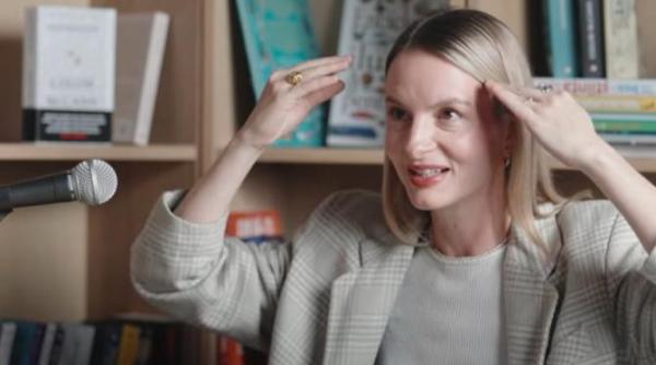 sindromul impostorului o bantuie pe actrita nicoleta hancu isi mai face simtita prezenta probabil e un soi de tehnica a mea