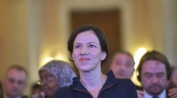 scandal in parlament la audierea roxanei minzatu parlamentarii pnl au plecat sa si o asume