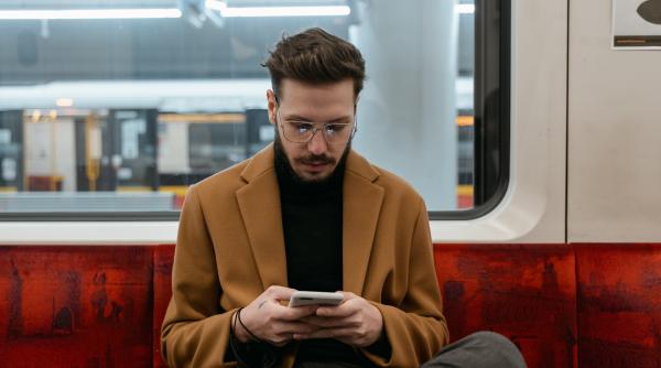 google iti da bani pentru a raspunde la sondaje rapide daca folosesti aceasta aplicatie