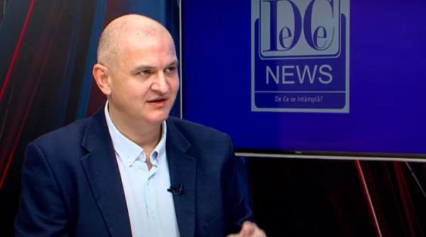 o carte despre solutiile unei paci durabile daniel cristea enache despre superpolitik video