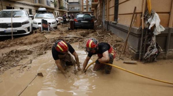 a crescut numarul romanilor morti in urma inundatiilor din spania anuntul mae