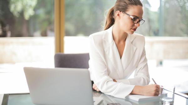 de ce si scoala vietii e importanta cand vrei sa ti deschizi o afacere interviu dragos petrescu fondator city grill noaptea alba a universitatilor 2024