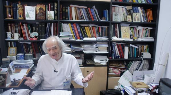 neurochirugul leon danaila a spus cu cine voteaza la alegerile prezidentiale 2024 ma priveste ce se va intampla cu tara noastra desi s ar putea sa privesc asta din ceruri
