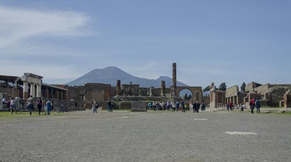 cum a murit cel mai ghinionist om din istorie povestea barbatului i a intrigat pe arheologii de la pompeii foto in articol