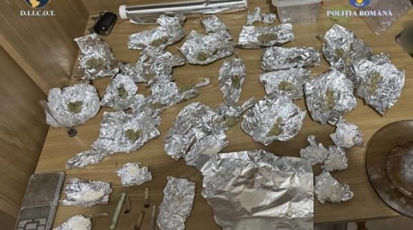 operatiunea scoala elevi si studenti vizati in 50 de perchezitii domiciliare pentru trafic de droguri foto
