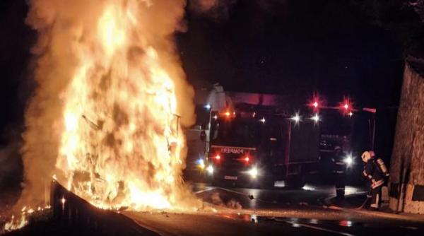 o cisterna a luat foc pe dn1 intre predeal si azuga traficul e complet blocat