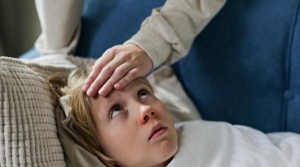 cand e normala febra la copii anuntul facut de un medic pediatru