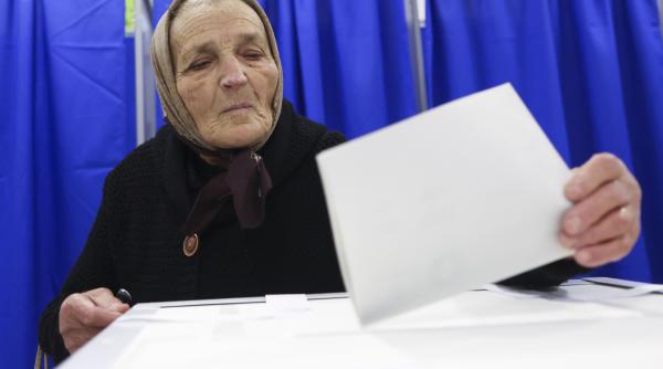 hideg mari surprize in turul 1 la prezidentiale 2024 multi candidati sunt sub scorul partidului unul singur e cu mult peste scorul partidului