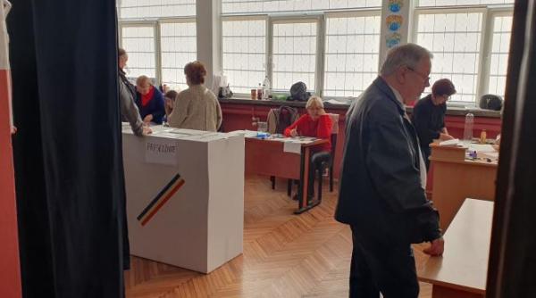 rasturnare de situatie cu votul tinerilor e o premiera absoluta la alegerile prezidentiale 2024 video