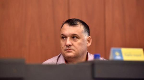 deputatul pnl bogdan hutuca misca lucrurile in conducere actionam responsabil si o sustinem neconditionat pe elena lasconi