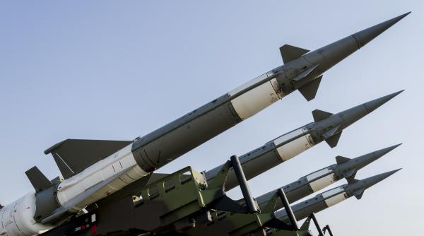 rusia afirma ca ar fi o nebunie ca occidentul sa ofere ucrainei arme nucleare