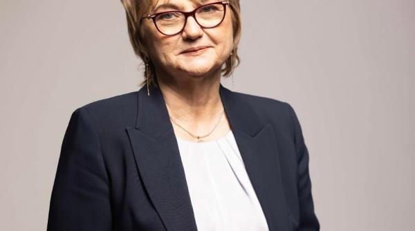 adriana arghirescu pnl spune cu cine ar face partidul guvern trebuie sa facem niste pasi concreti in restructurarea clasei politice