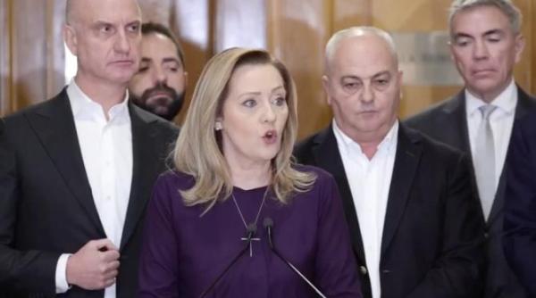 elena lasconi a sarit la o jurnalista romaniatv atac tip traian basescu o idee buna sa vi se interzica accesul