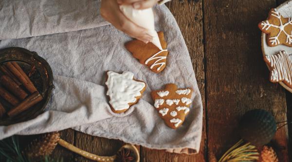 retete simple de turta dulce si fursecuri pentru craciun