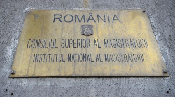 cine sunt cei doi care conduc de astazi csm