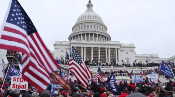 trump promite sa acorde gratierea celor implicati in revolta de la capitoliu in prima zi a mandatului sau
