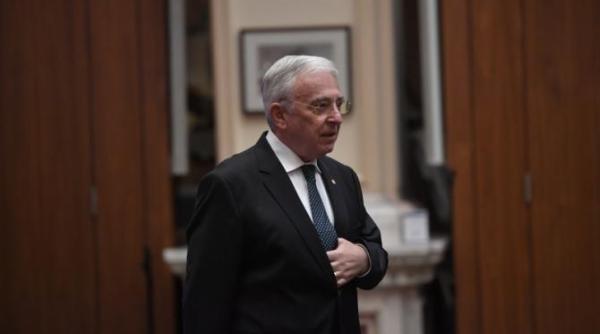 mugur isarescu vorbeste despre provocari necunoscute pentru sistemul bancar traversam o perioada foarte diferita de ceea ce am trait pana acum