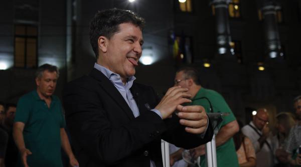 nicusor dan ar fi acceptat sa fie candidatul coalitiei la prezidentiale surse bogdan chirieac prima reactie cu toata dragostea