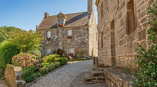 adevarul despre celebrele sate italiene cu case de 1 euro ce au gasit doi germani atunci cand s au mutat acolo