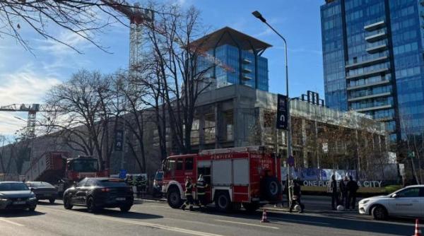 incident grav pe un santier din bucuresti o placa de beton a cazut peste un om aflat intr un utilaj
