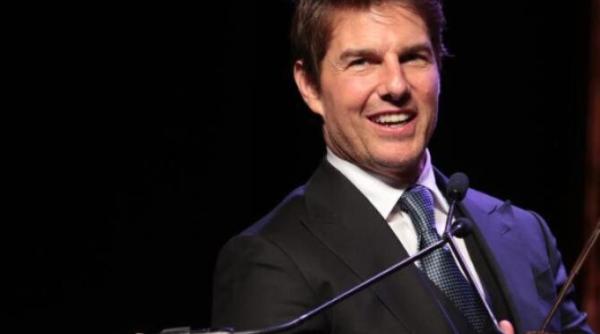 starul din top gun tom cruise a devenit un erou militar in viata reala