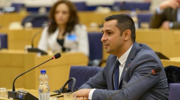 ue isi face un scut al democratiei vot important in parlamentul european consilier roman putem apara democratia fara a o limita