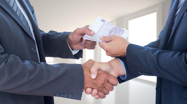 fondul national de garantare a dat in 4 ani cu 150prc mai multe credite decat tot sistemul bancar in 15 ani cea mai mare infuzie de capital in economia romaneasca