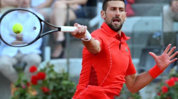 novak djokovic sustine protestele studentesti din serbia alaturi de voi pentru un viitor mai bun
