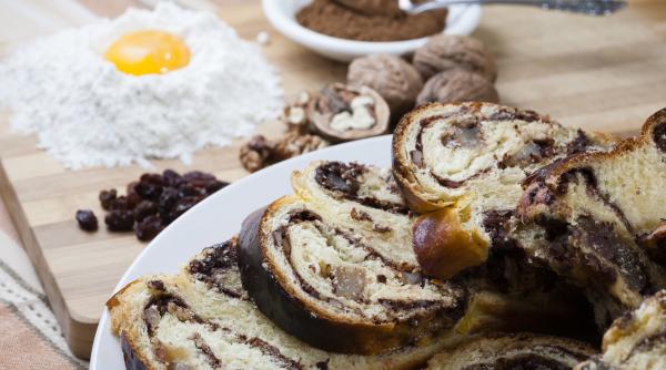 reteta de cozonac bucovinean este absolut delicios si cei dragi il vor manca pe nerasuflate iata cum se prepara