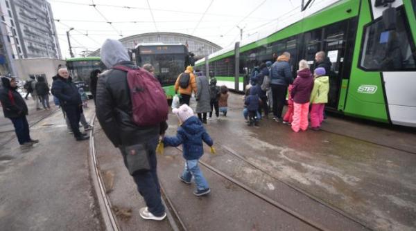 program de sambata si duminica pentru transportul in comun in perioada sarbatorilor de iarna in bucuresti cum se va circula cu metroul