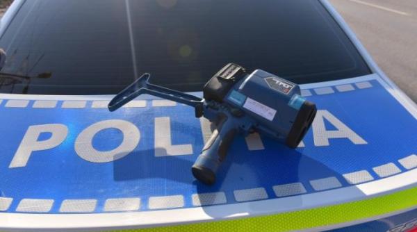 barbat de 33 de ani fara permis baut si cu masina furata surprins de politisti conducand cu 167 km h