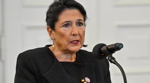 cine este salome zourabichvili presedinta georgiei care refuza sa plece din functie un fost fotbalist al lui manchester city ar urma sa o inlocuiasca