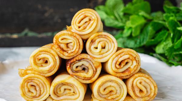 clatite deluxe de revelion cu mascarpone si ciocolata neagra reteta