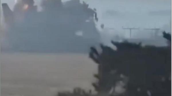 inca un avion prabusit pe aeroport doar 2 persoane din 181 au fost salvate