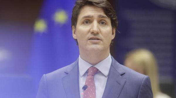 justin trudeau presat sa demisioneze majoritatea parlamentarilor liberali ii cer sa renunte la conducerea guvernului