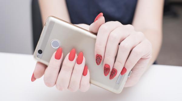 ce riscuri implica purtarea unghiilor cu gel avertismentul medicului mircea beuran