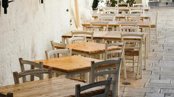 pare ca dupa covid au disparut toti disperarea unui roman proprietar de restaurant in italia nimeni nu mai stie o meserie parca e o rusine