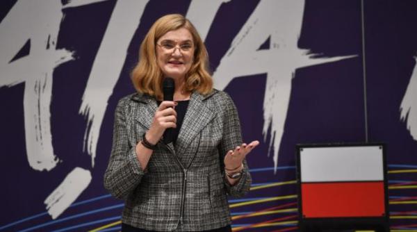 elisabeta lipa revenire la sefia federatiei romane de canotaj