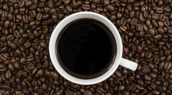 ora la care bei cafea ar putea reduce riscul de deces si boli de inima studiu