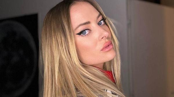 delia vacanta exotica in bangkok ce a gasit pe tarabele dintr o piata volanta