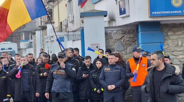 politia penitenciara in strada angajatii denunta lipsa de respect si nesimtirea clasei politice