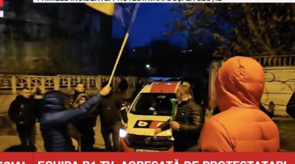 agresiuni fizice si verbale asupra echipei b1 tv la protestul aur lupta lor nu e cu politicienii e cu libertatea in general