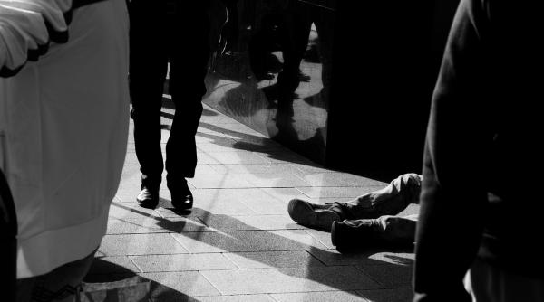 economistul adrian negrescu avertisment riscam in curand sa ajungem direct la terapie intensiva si electrosocurile asigurate de fmi