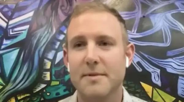 un paramedic revine la viata dupa ce a fost mort timp de 11 minute povesteste ce simti cand esti dincolo