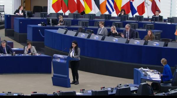 georgiana teodorescu aur a dat de pamant cu viktor orban chiar in pe cum te numesti atunci cand video