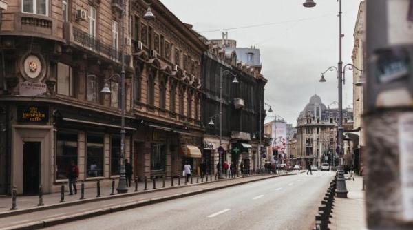 la un pas de prabusire scenariul care da fiori la bucuresti reuters avertizeaza ca romania ar putea ajunge la junk