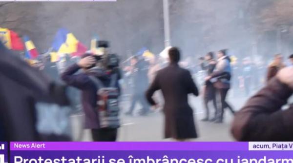 protestatarii unirii devin violenti in piata victoriei un grup agita spiritele