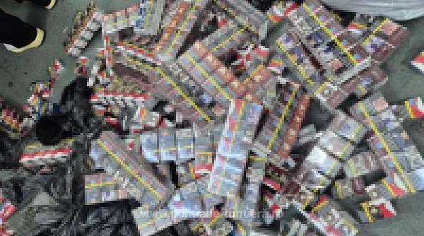 aproximativ 65000 de tigarete confiscate de politia de frontiera unde erau ascunse video