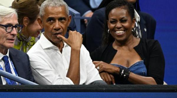 barack obama singur la un restaurant de lux zvonuri despre divort si o presupusa aventura cu jennifer aniston