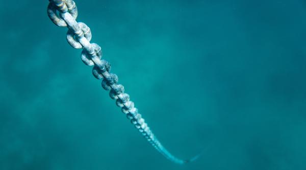 cablu subacvatic dintre letonia si suedia deteriorat o nava este suspectata de implicare